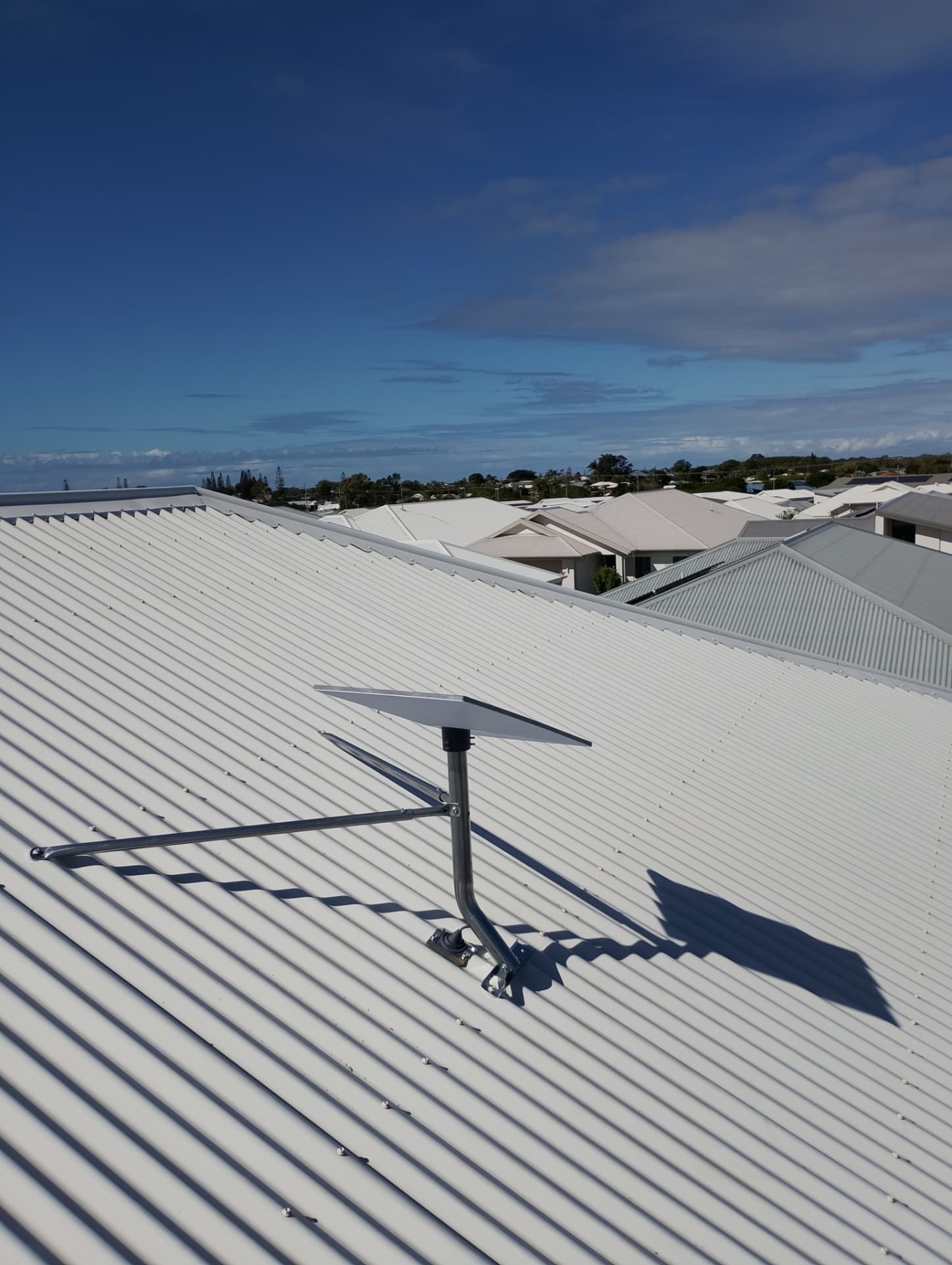 Tidy residential Starlink mount